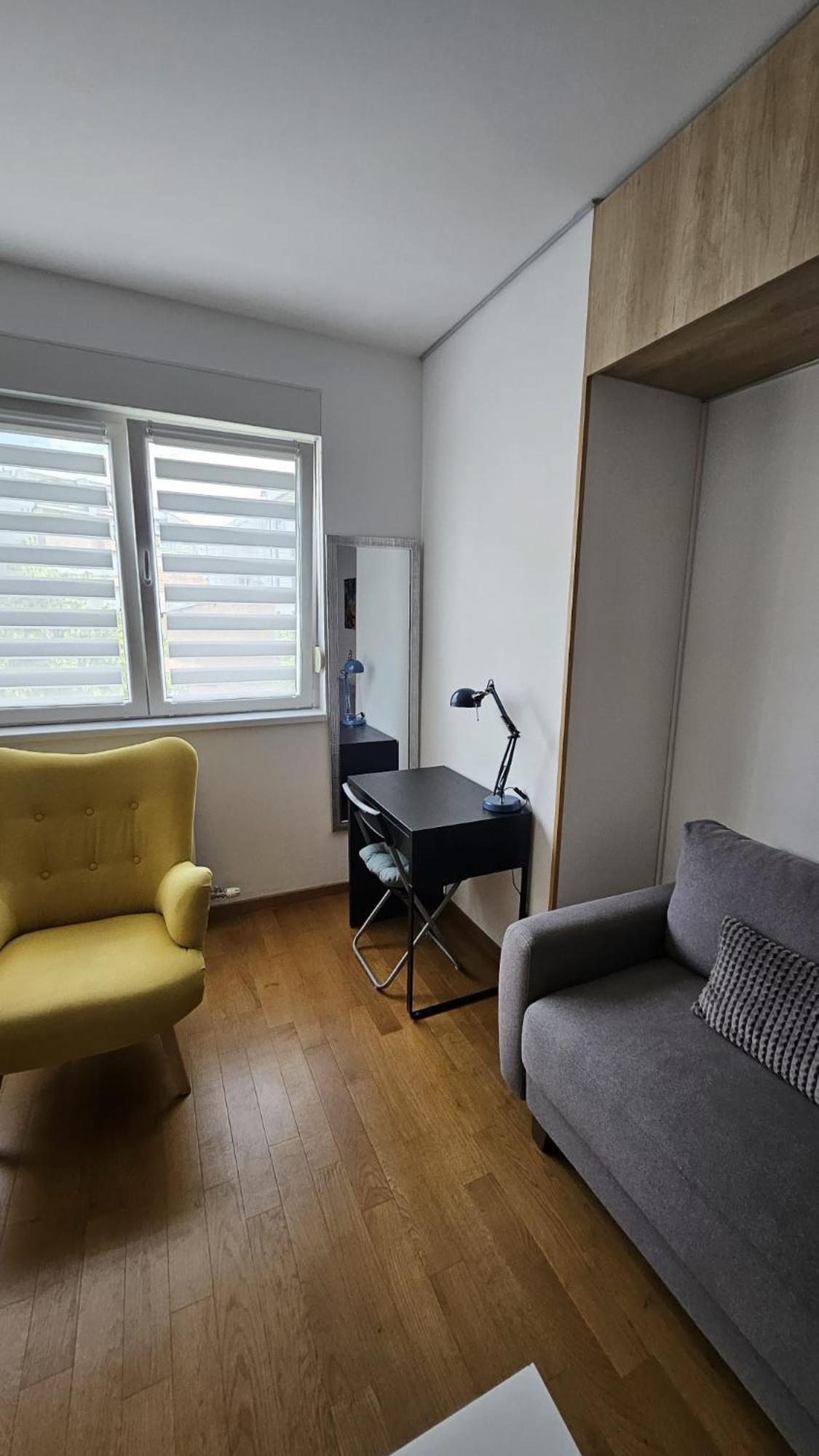 Porodicno-Poslovni Udoban Stan Apartment Belgrade Exterior photo